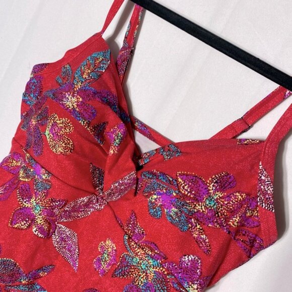 5/$25 Christina Red Floral Tankini Bikini Top Swim Top 10 - Picture 8 of 12